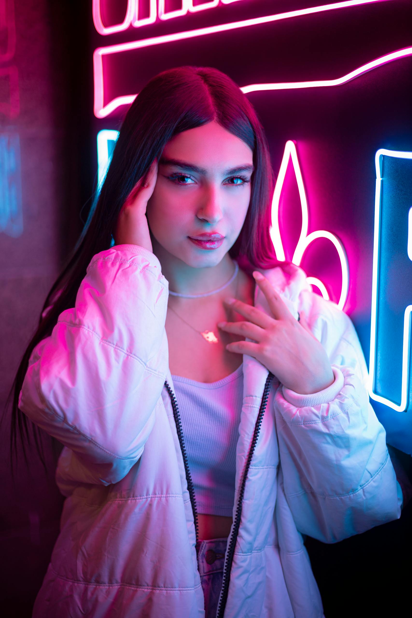 BaddiesOnly: The Bold Vibe That's Taking Over Our Feeds and Wardrobes